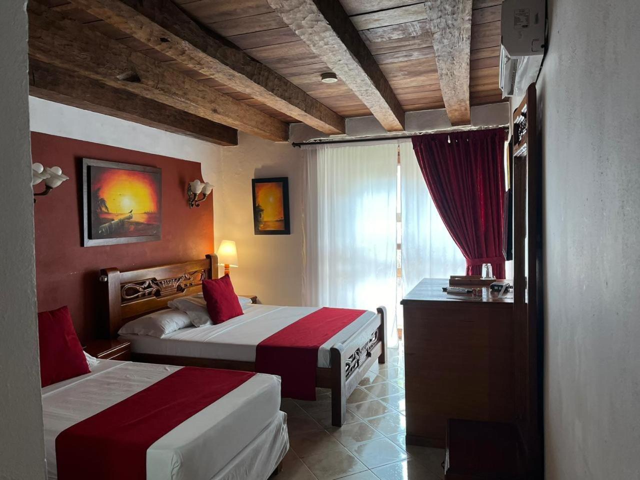 Hotel Don Pedro De Heredia Cartagena Exterior photo